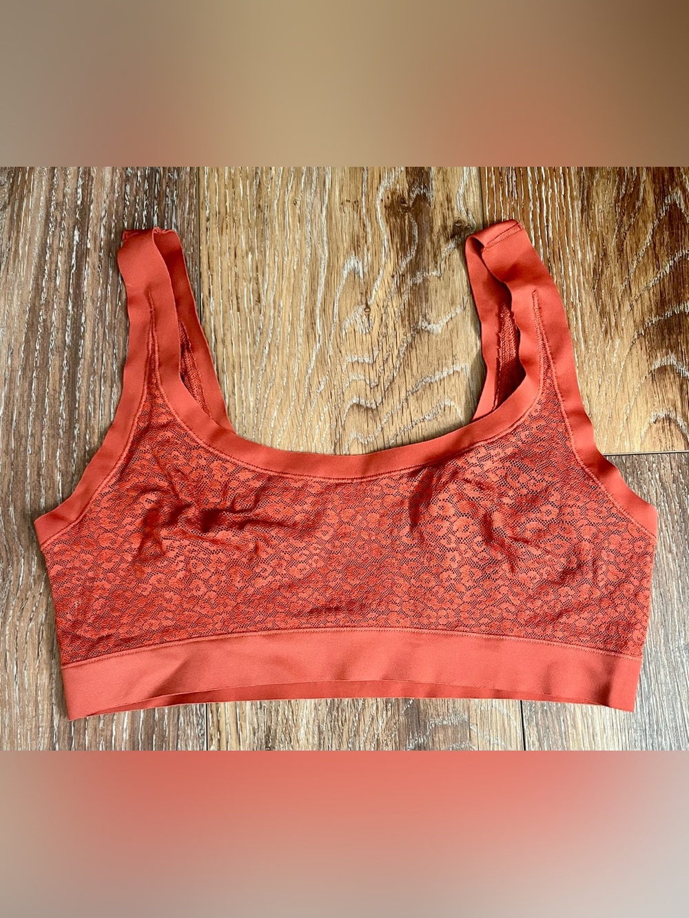 Victoria’s Secret Sheer Leopard Print Banded Bra Size Medium
